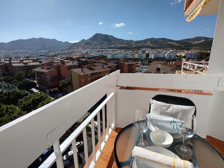 Piscis Beach Apartment Benalmádena Exteriör bild